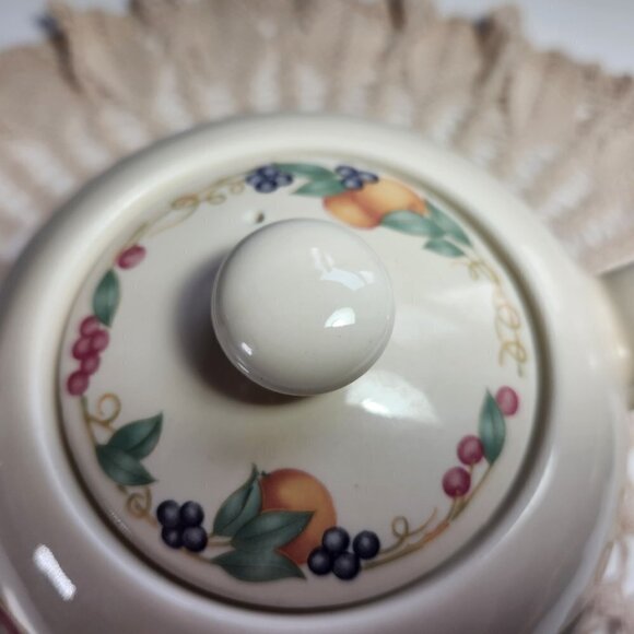 Corelle Abundance Teapot Fine Porcelain Made in Japan Robinson Design Group 1991 - Picture 9 of 17
